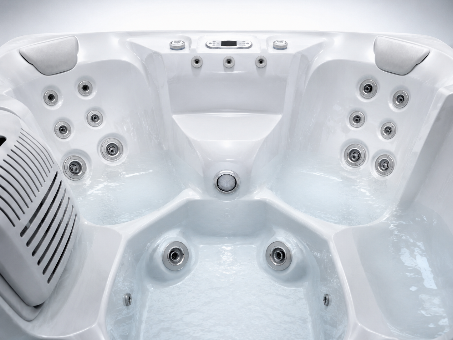 How to Choose an Ergonomic Hot Tub for the Whole Family